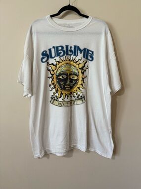 Sublime Graphic Band Tee - White with Yellow Sun Design. PTP 26.